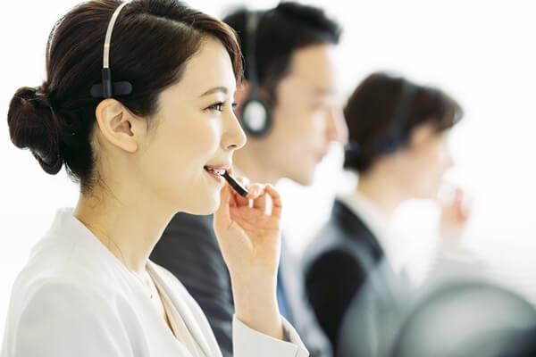 平日10:00から17:00までご相談受付